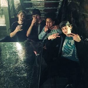 Meet your Posher, Philip